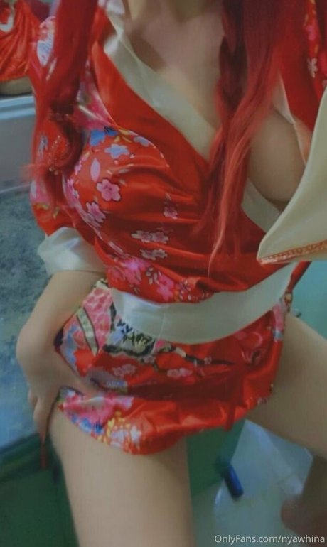 nyawhina model erotic image