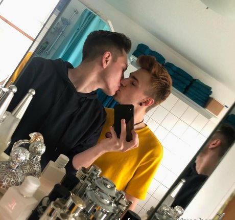 fabulousboyzs pretty pornstar photo