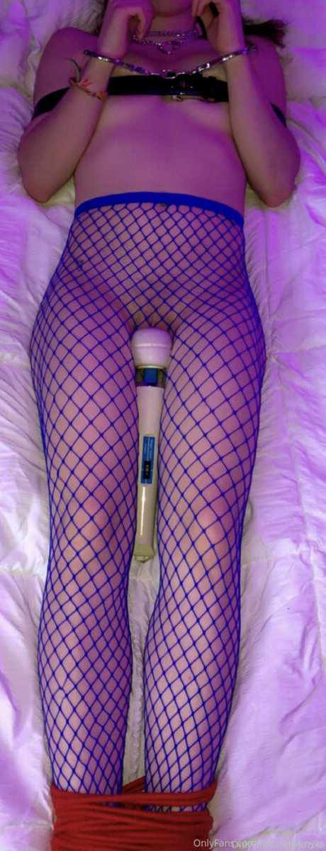 fabulousboyzs nude model picture