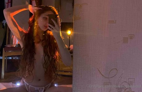 maya red haired star nice galleries