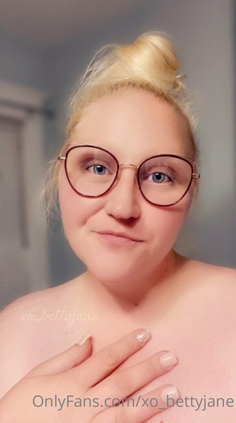 xo bettyjane free model picture