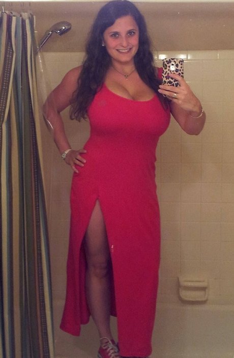 hottest young onlyfans adult pics