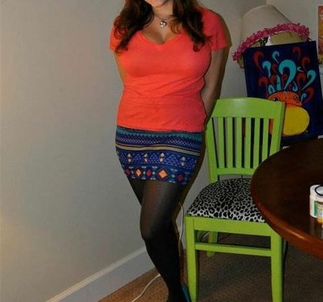 latina shemale onlyfans art nude photo