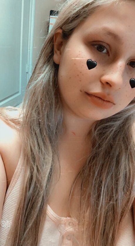 girl on girl onlyfans hot naked pic