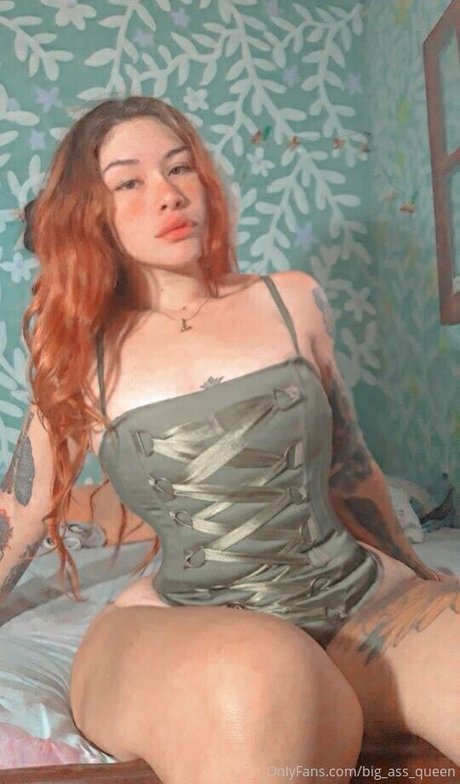 big ass queen star nude image