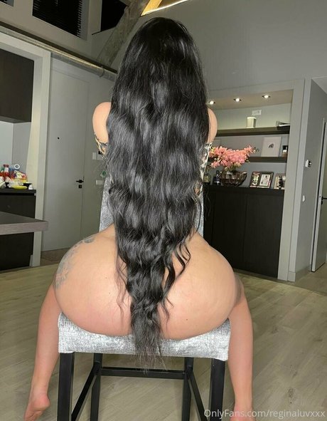 Reginaluvxxx erotic actress archive