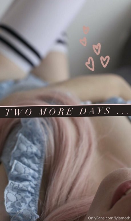 lylamoth model top archive