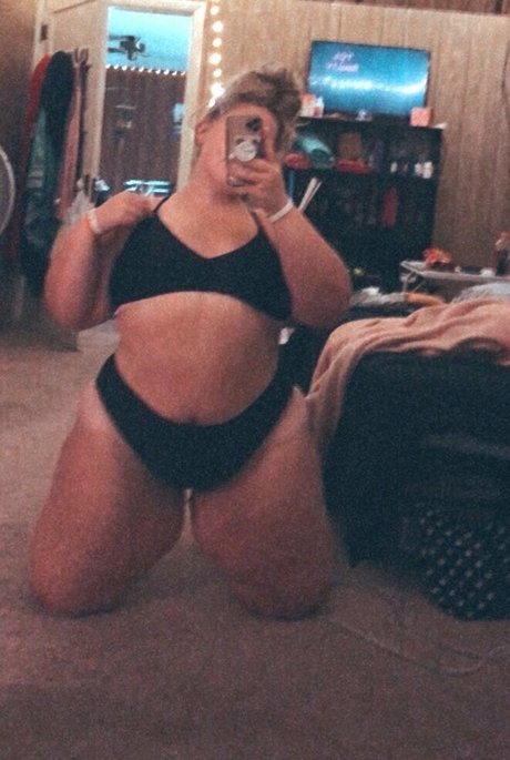 makdadddy4 erotic star galleries