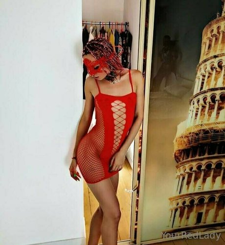 yourredlady pornstar exclusive pics