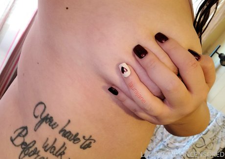 laurajaneuncensored model nude archive