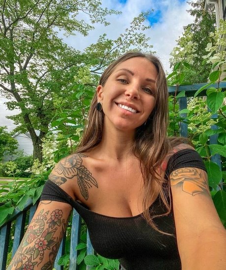 Christine Cote pornstar sex img