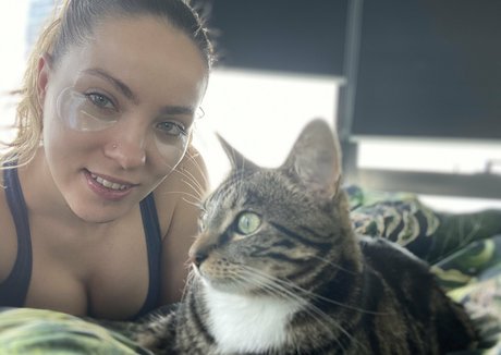 tall onlyfans beautiful pictures