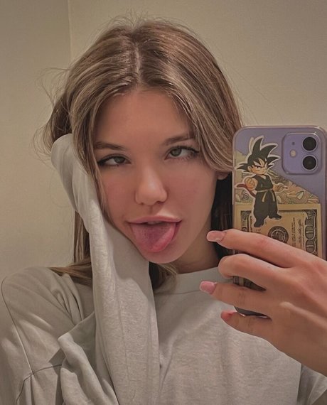 crazycutelina naked pornstar photos