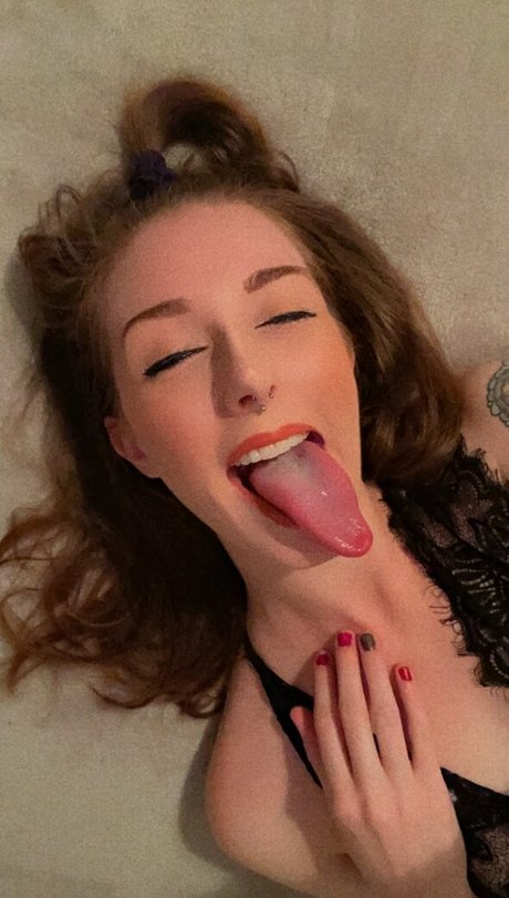 thatfire erotic model photos