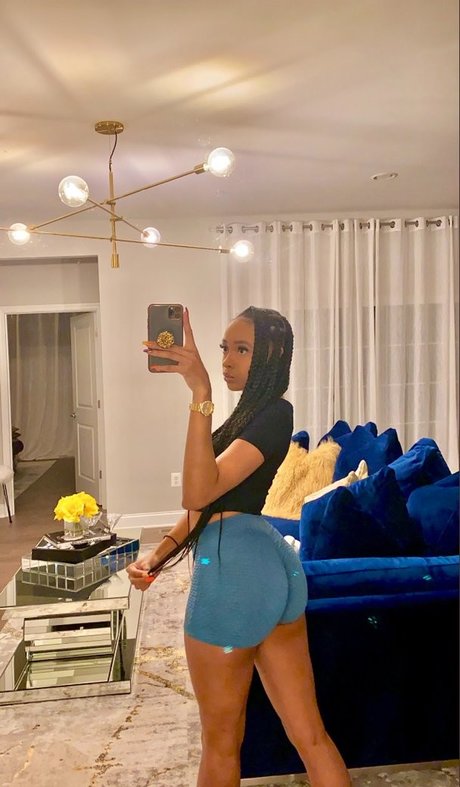 Alleyesondee pornstar sex img