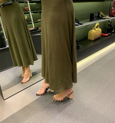 Caliupe feet star beautiful archive