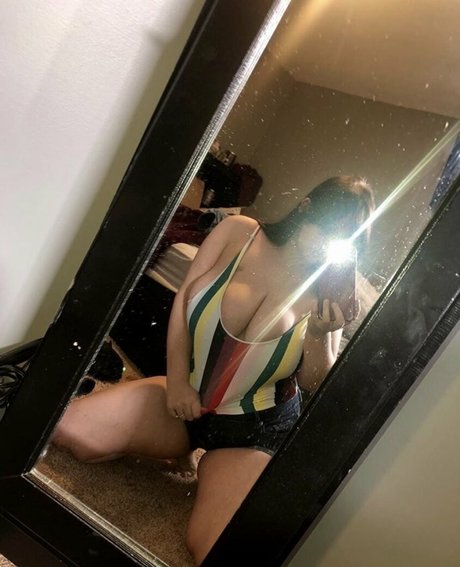 40 onlyfans beautiful naked img