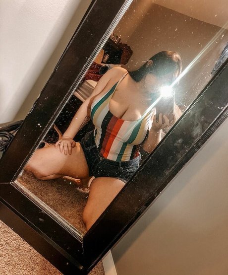 Emaliehall pornstar adult img