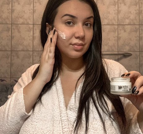 tiny onlyfans sexy nude galleries