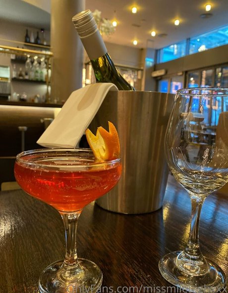 missmilehighxxx top actress picture