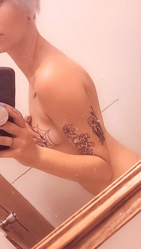 fcassibreee nudes pornstar picture