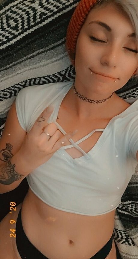 fcassibreee sex actress pics