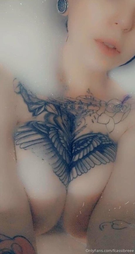 fcassibreee exclusive model pictures