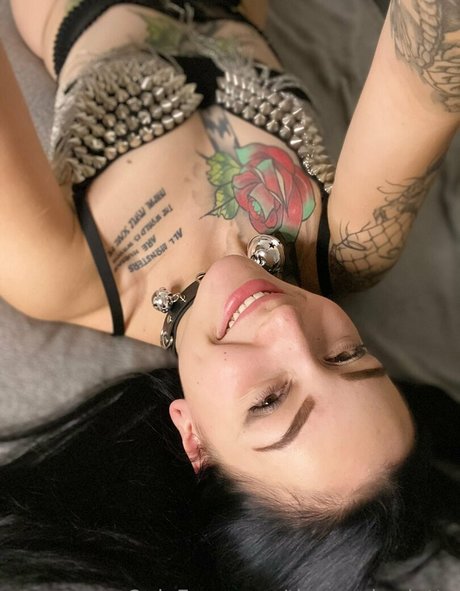 thornesharlotte nudes actress archive