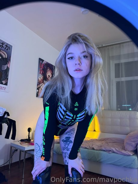 mavpochka schauspielerin nacktheit foto