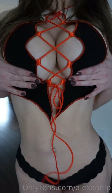 tiefe onlyfans schöne nacktheit foto