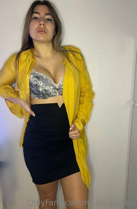 Nicole Curtiss pornostar exklusive archiv