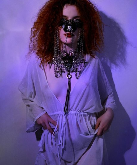 Aybuke Dobreva freie pornostar bild