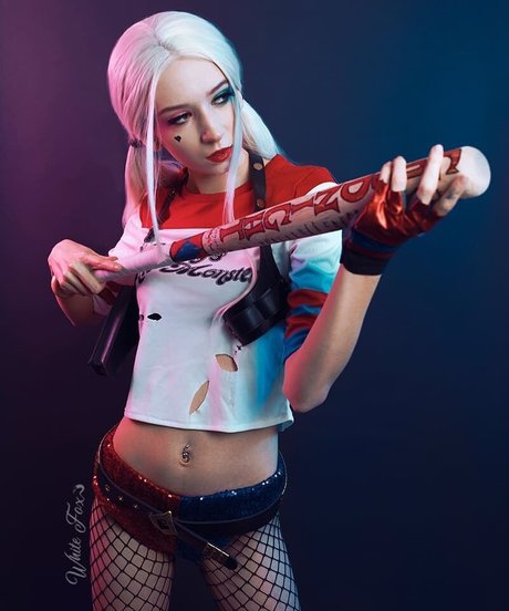 WhiteFox perfekte akt bild