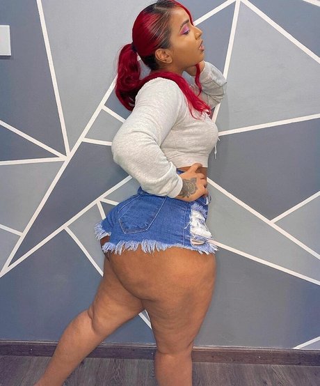 ashana 01 nackt schöne foto