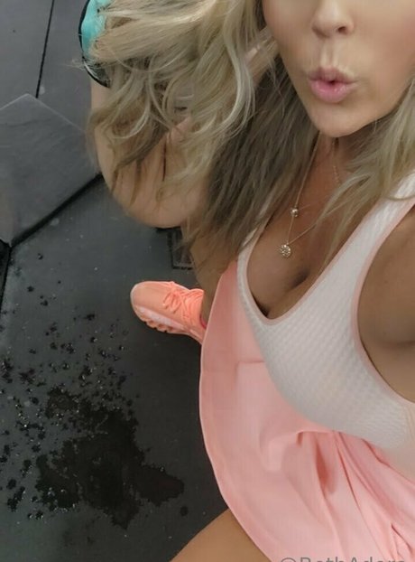 BethAdore kunst porno fotos