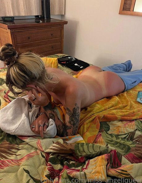 Miss angeliquew hübsche porno foto