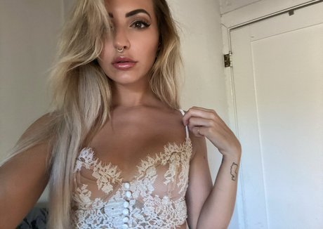 Miss angeliquew kunst pornostar galerien