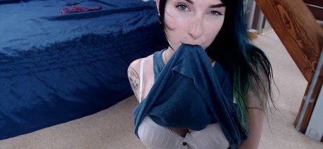 IvyLaura nackt pornostar bilder