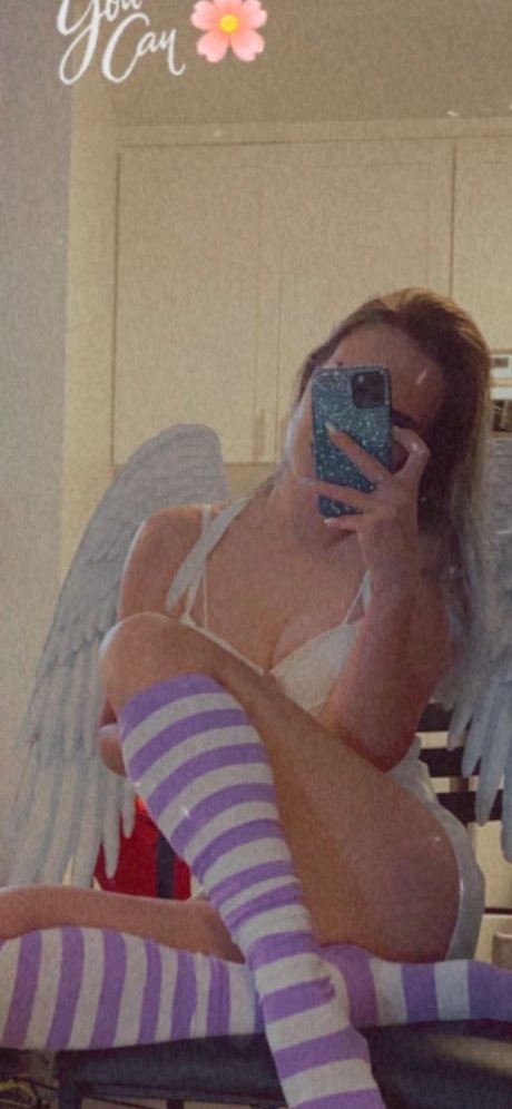 Laura Eclipse schauspielerin hübsche galerie