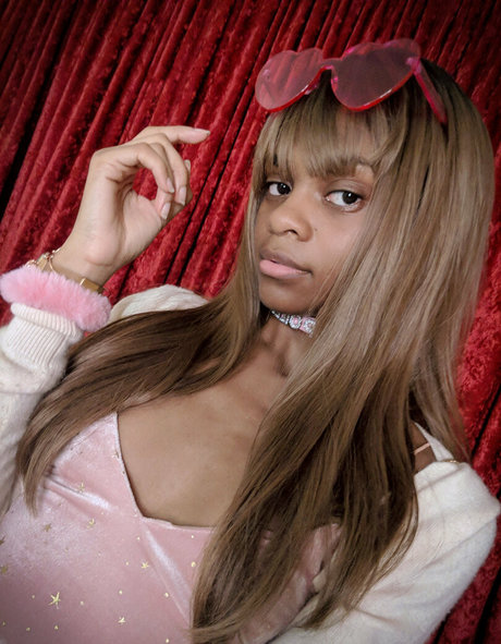 schwarze teenager-onlyfans perfekte nackte galerien