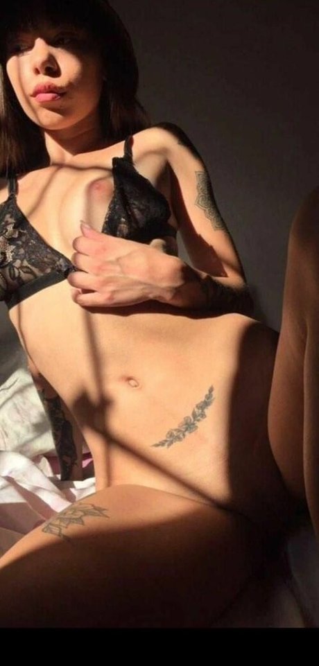 Melina Nanni freie nette galerie