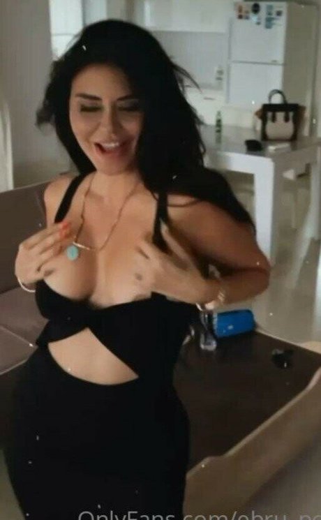 Ebru Polat nette pornostar galerie