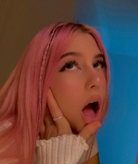 skyebbi freie nacktheit foto