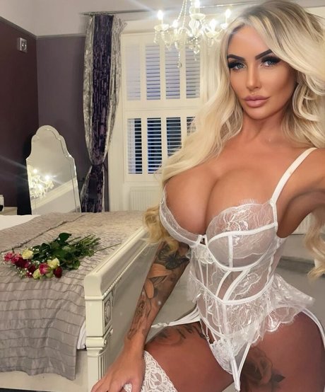 Debbie Clarkson nackt freie archiv