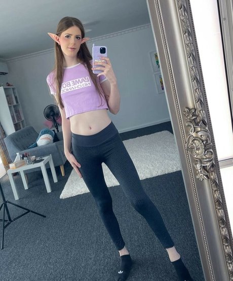 lilhyper model nette foto