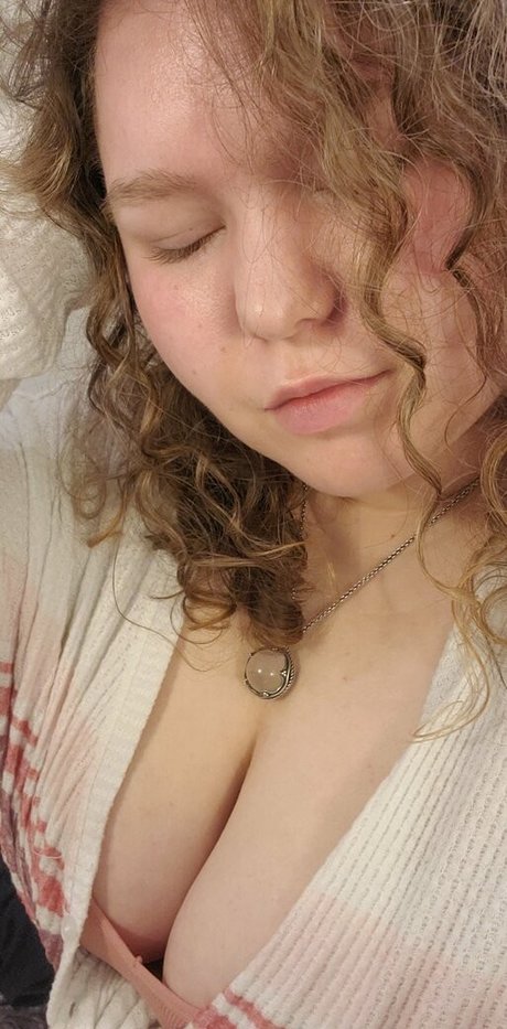 MissMeriGould nackt perfekte foto