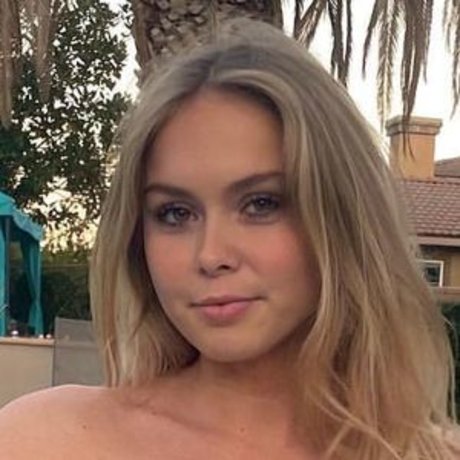 Addie Marie Ebbs sexy beste fotos