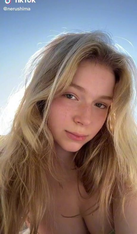 Nerushimav hübsche kunst galerie