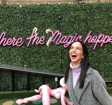 Christina Esposito perfekte erwachsene bilder