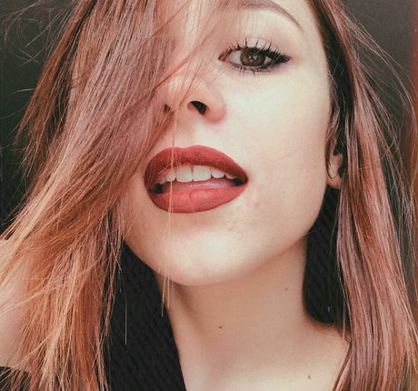 sandracerillii pornostar hübsche fotos